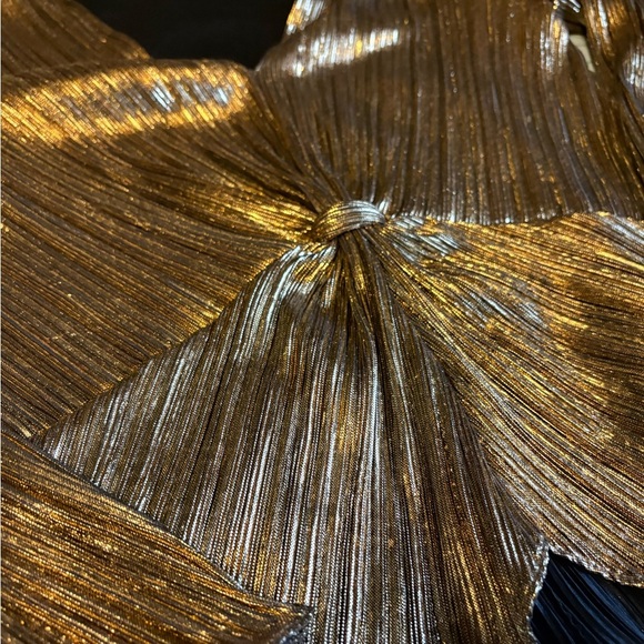 VINTAGE; Metallic gold micro pleat La Nuit  blouse Size M - Picture 2 of 8